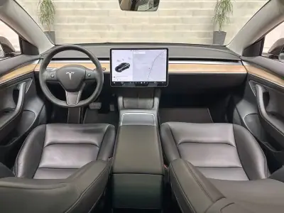 Tesla Model 3 2022 - 27950 EUR, 58153 km - AUTO.MOTO.pt - 58153km - foto 12 de 50