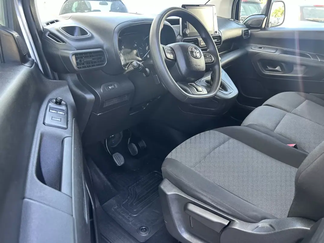 Toyota PROACE City EXCLUSIVE 2022 - 13750 EUR, 164475 km - AUTO.MOTO.pt - 164475km - foto 6 de 16
