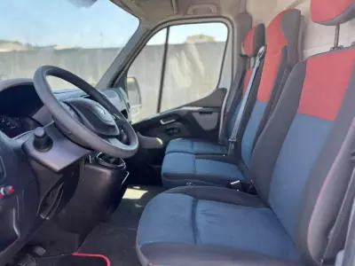Renault Master 2012 - 8500 EUR, 356000 km - AUTO.MOTO.pt - 356000km - foto 11 de 11