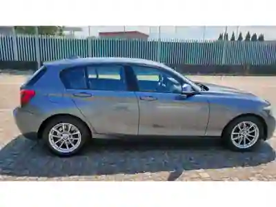 BMW 116 2013 - 7950 EUR, 323362 km - AUTO.MOTO.pt - 323362km - foto 5 de 15