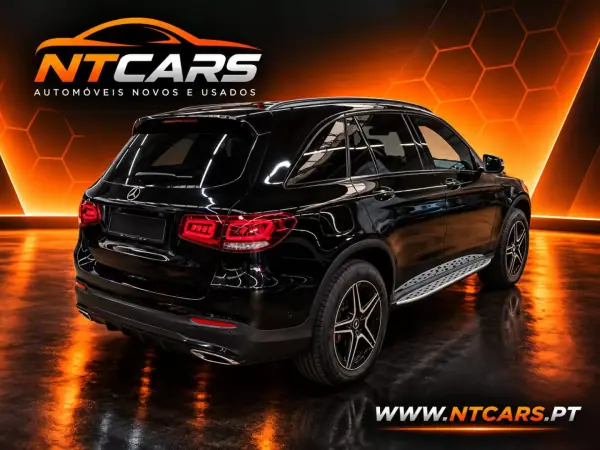Mercedes-Benz GLC 300 2022 — foto 2 de 3