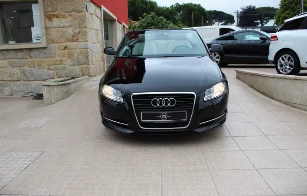 Audi A3 Cabrio 2010 - 11650 EUR, 117000 km - AUTO.MOTO.pt - 117000km - foto 6 de 25