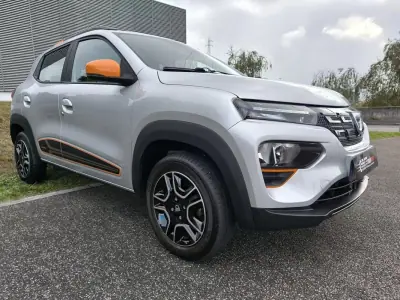 Dacia Spring 2022 - 11499 EUR, 29978 km - AUTO.MOTO.pt - 29978km - foto 7 de 19