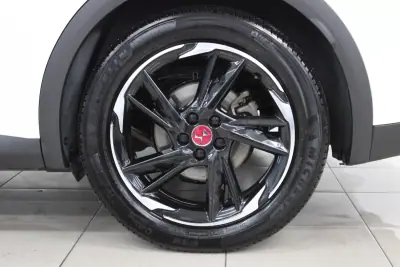 DS DS7 Crossback 2020 - 23900 EUR, 136328 km - AUTO.MOTO.pt - 136328km - foto 25 de 32