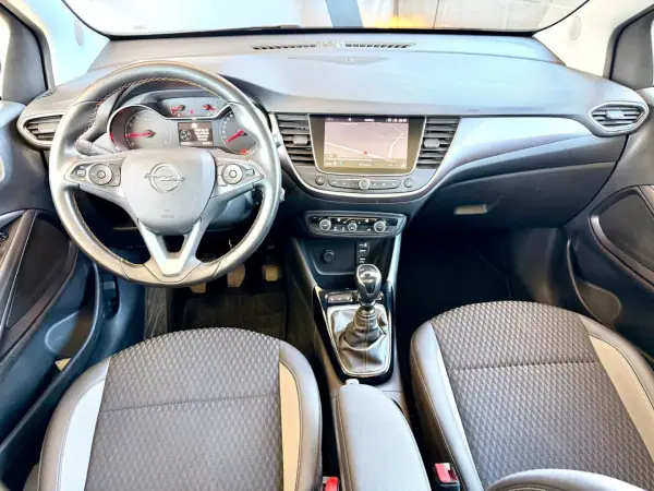Opel Crossland X 2019 - 13990 EUR, 73489 km - AUTO.MOTO.pt - 73489km - foto 11 de 22