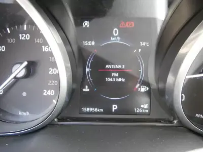 Land Rover Range Rover Evoque 2019 - 25500 EUR, 158956 km - AUTO.MOTO.pt - 158956km - foto 18 de 33