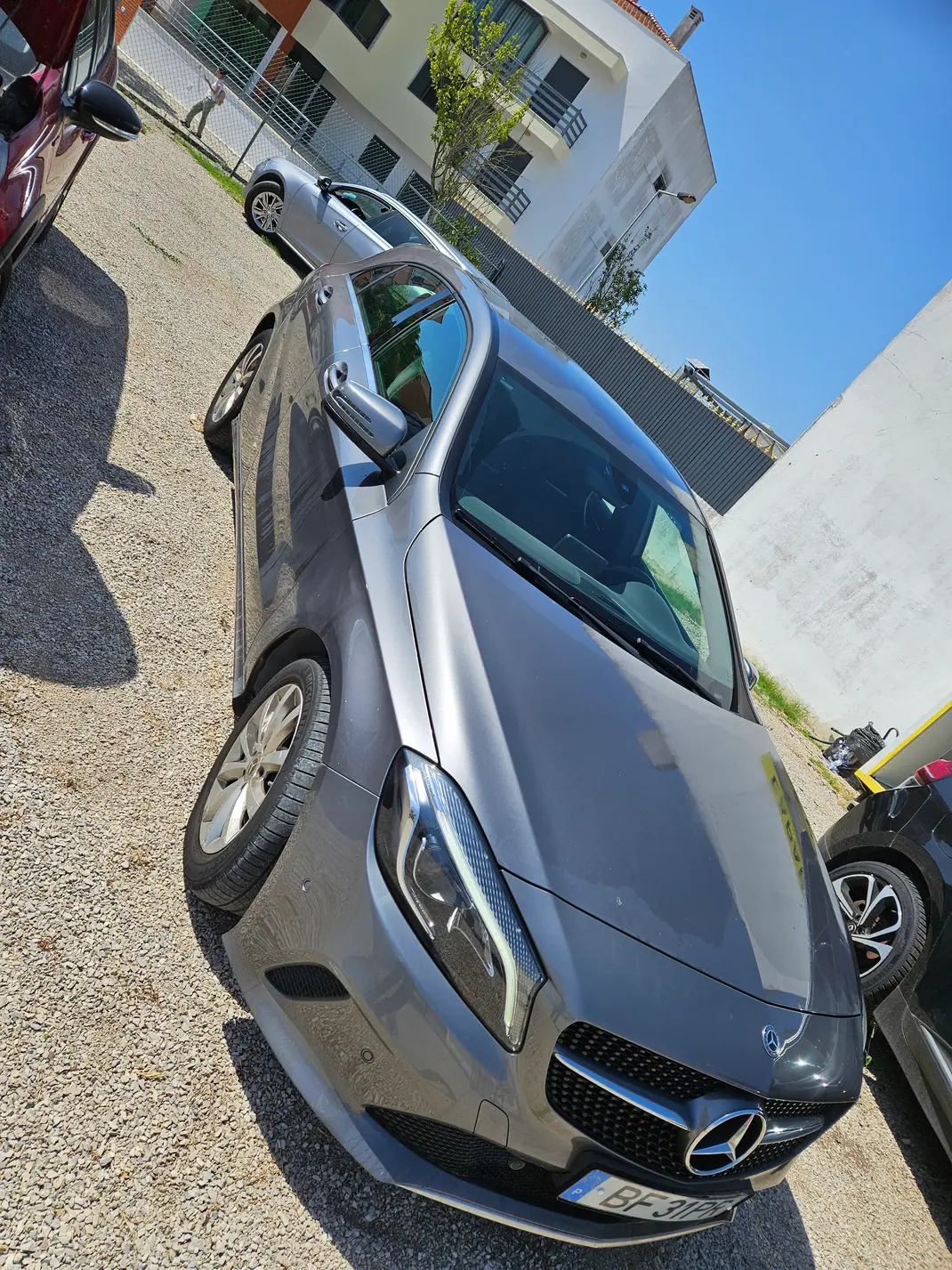 Mercedes-Benz A 180 2018 - 18950 EUR, 142000 km - AUTO.MOTO.pt - 142000km - foto 2 de 5