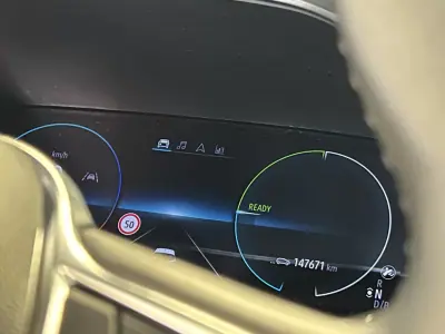 Renault Zoe 2020 - 13990 EUR, 145000 km - AUTO.MOTO.pt - 145000km - foto 32 de 52