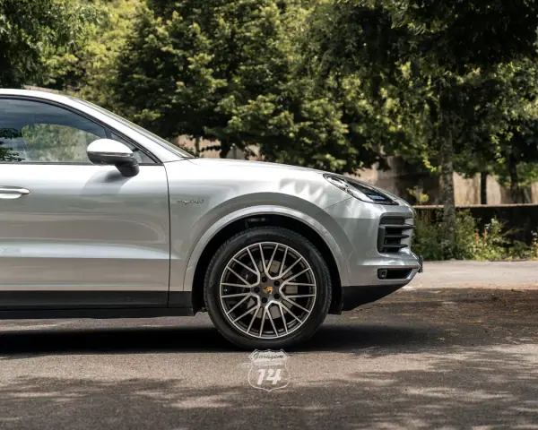 Porsche Cayenne Coupé 2021 - 73990 EUR, 30630 km - AUTO.MOTO.pt - 30630km - foto 53 de 56