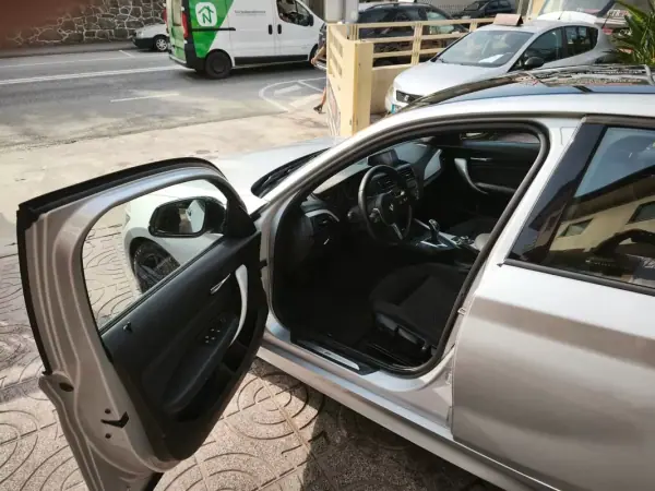 BMW 120 2014 - 17900 EUR, 180000 km - AUTO.MOTO.pt - 180000km - foto 15 de 34