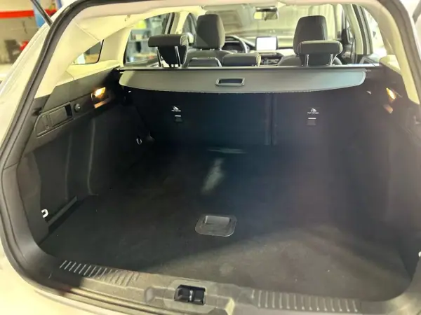 Ford Focus 2020 - 14250 EUR, 149280 km - AUTO.MOTO.pt - 149280km - foto 9 de 36
