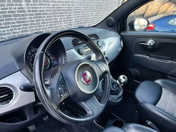 Fiat 500 2011 - 8250 EUR, 110000 km - AUTO.MOTO.pt - 110000km - foto 7 de 13