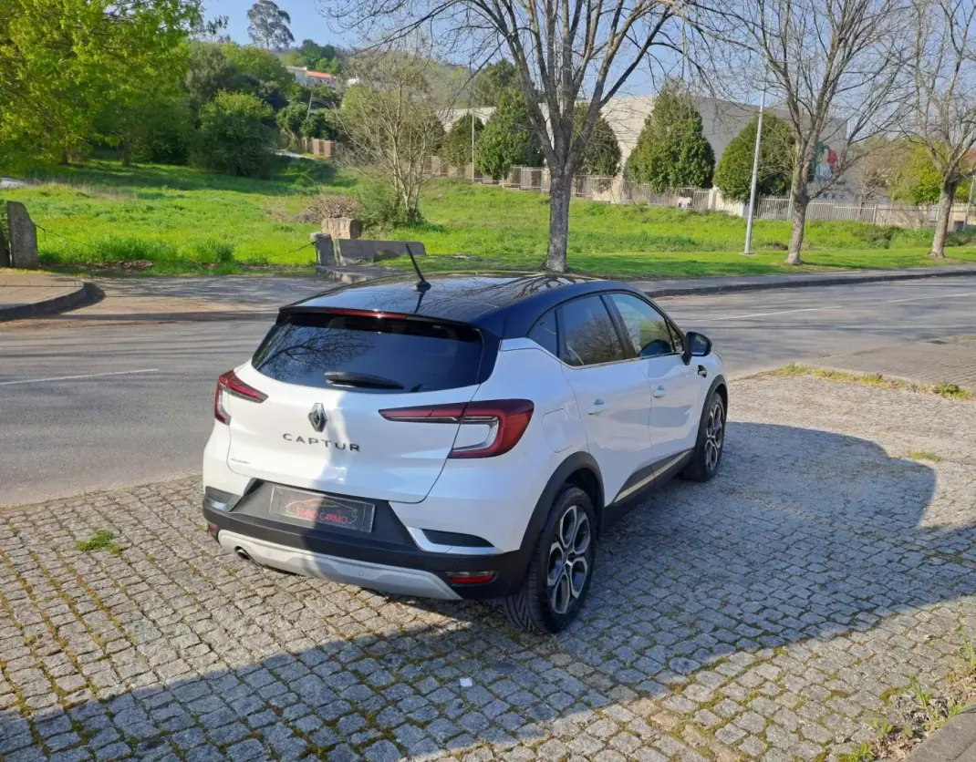 Renault Captur 2019 - 19500 EUR, 119000 km - AUTO.MOTO.pt - 119000km - foto 6 de 15
