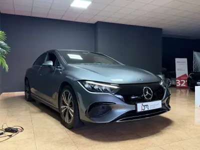 Mercedes-Benz EQE 2025 — foto 2 de 14