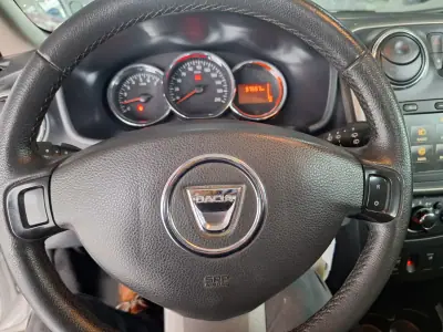Dacia Sandero 2014 - 8490 EUR, 57546 km - AUTO.MOTO.pt - 57546km - foto 15 de 15
