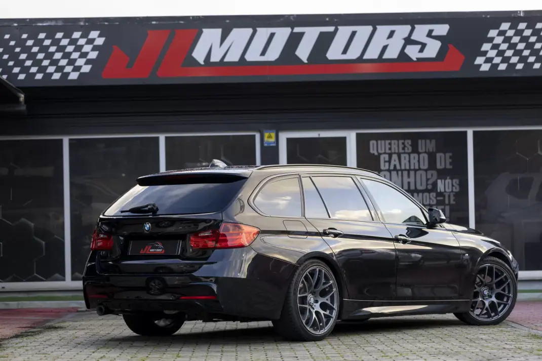 BMW 320 2015 - 19900 EUR, 190600 km - AUTO.MOTO.pt - 190600km - foto 24 de 32