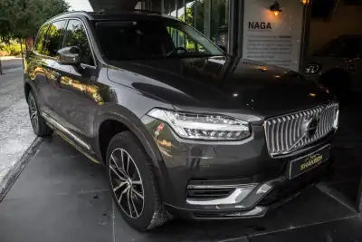 Volvo XC 90 2021 - 48990 EUR, 93199 km - AUTO.MOTO.pt - 93199km - foto 6 de 43