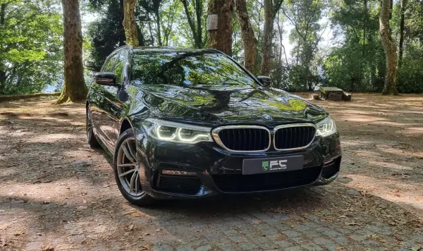 BMW 520 2019 - 31750 EUR, 130000 km - AUTO.MOTO.pt - 130000km - foto 2 de 25