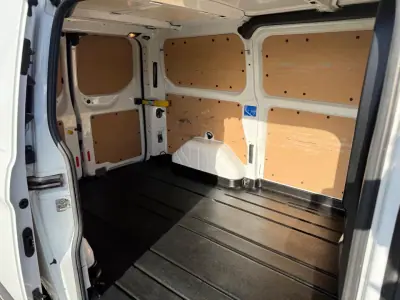 Ford TRANSIT CUSTOM 2.0 L2 H2 2.0 130 CV 2015 - 16500 EUR, 117500 km - AUTO.MOTO.pt - 117500km - foto 15 de 16