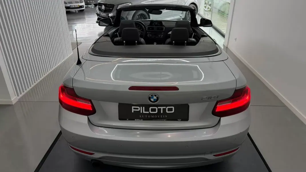 BMW 218 2016 - 19490 EUR, 108715 km - AUTO.MOTO.pt - 108715km - foto 8 de 35