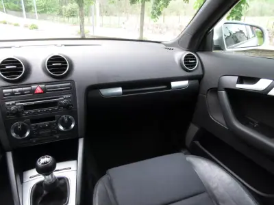 Audi A3 Sportback 2005 - 6990 EUR, 330000 km - AUTO.MOTO.pt - 330000km - foto 29 de 31