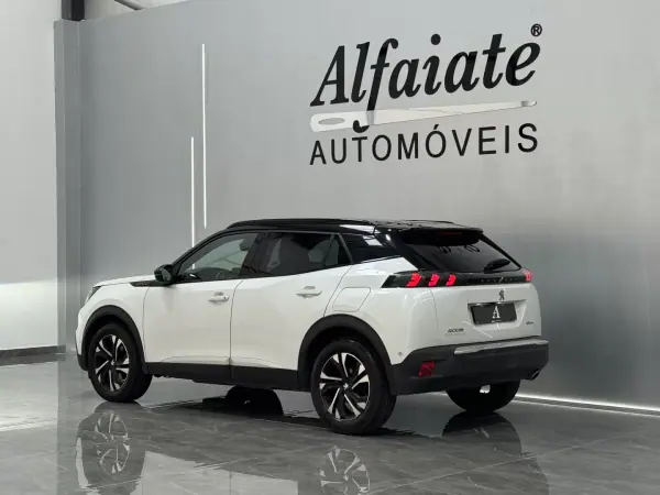 Peugeot 2008 2020 - 18490 EUR, 128730 km - AUTO.MOTO.pt - 128730km - foto 3 de 30