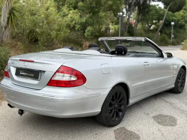Mercedes-Benz CLK 280 2008 - 13999 EUR, 150000 km - AUTO.MOTO.pt - 150000km - foto 8 de 12