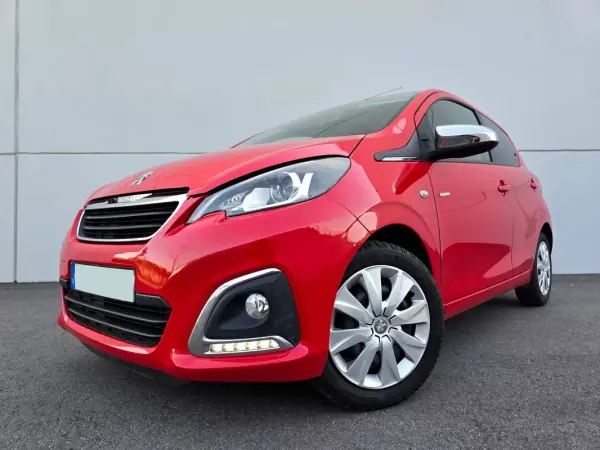 Peugeot 108 2020 - 8990 EUR, 66700 km - AUTO.MOTO.pt - 66700km - foto 2 de 36