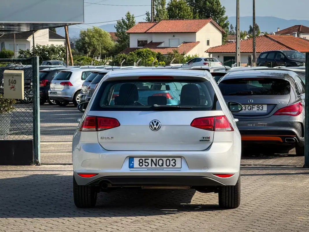 Volkswagen Golf 2013 - 10800 EUR, 256000 km - 256000km - foto 4 de 12