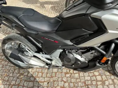 Honda NC750X 2017 - 4850 EUR, 57483 km - AUTO.MOTO.pt - 57483km - foto 6 de 14