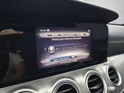 Mercedes-Benz E 220 2018 - 32950 EUR, 118099 km - AUTO.MOTO.pt - 118099km - foto 38 de 48
