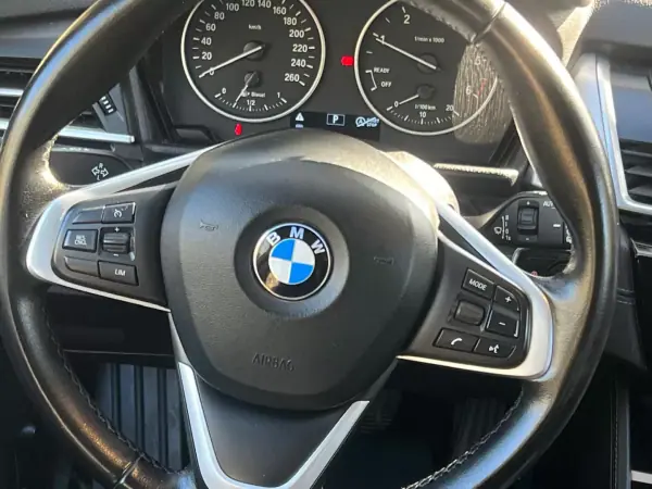 BMW 216 Active Tourer 2018 - 18900 EUR, 117632 km - AUTO.MOTO.pt - 117632km - foto 14 de 23
