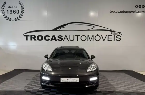 Porsche Panamera 2011 - 36900 EUR, 197360 km - AUTO.MOTO.pt - 197360km - foto 60 de 60