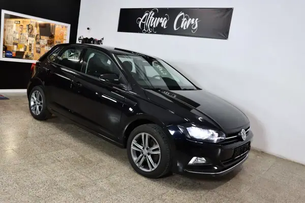 Volkswagen Polo 2018 - 15900 EUR, 130000 km - AUTO.MOTO.pt - 130000km - foto 4 de 20