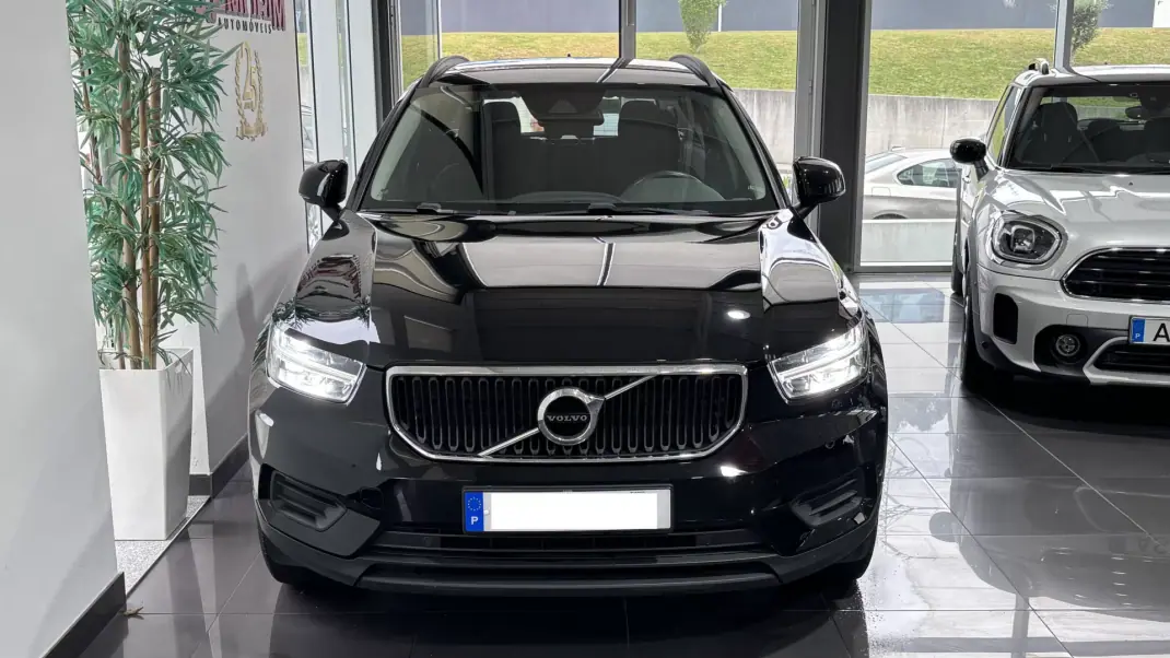 Volvo XC 40 2019 - 20999 EUR, 108121 km - AUTO.MOTO.pt - 108121km - foto 5 de 18