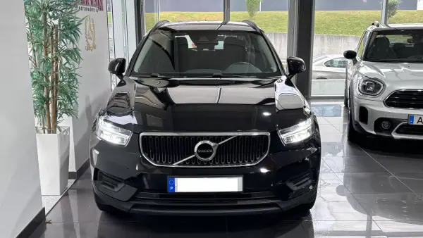 Volvo XC 40 2019 - 21499 EUR, 108121 km - AUTO.MOTO.pt - 108121km - foto 5 de 18