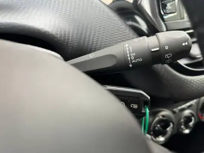 Peugeot 2008 2019 - 13900 EUR, 39416 km - AUTO.MOTO.pt - 39416km - foto 13 de 20