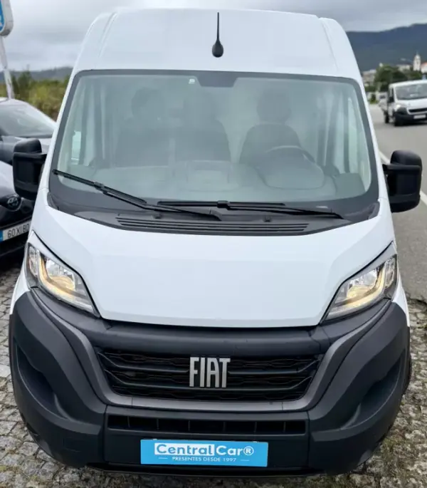 Fiat DUCATO 2.2 M-Jet L3H2 140Cv | IVA DEDUTÍVEL 2023 - 27950 EUR, 28000 km - AUTO.MOTO.pt - 28000km - foto 4 de 23