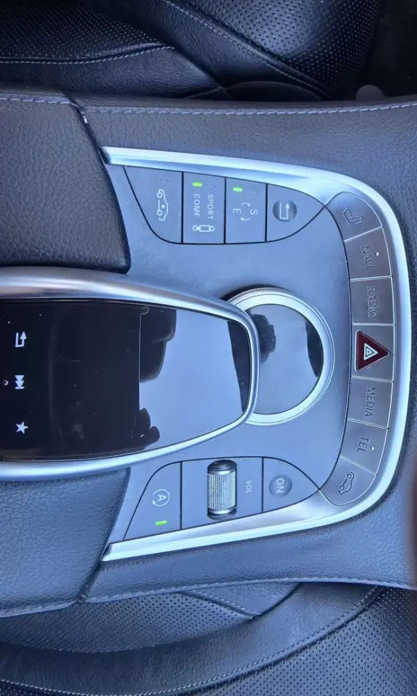 Mercedes-Benz S 350 2017 - 42950 EUR, 142000 km - AUTO.MOTO.pt - 142000km - foto 10 de 19
