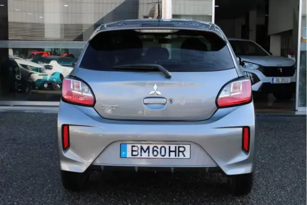 Mitsubishi Space Star 2021 - 11900 EUR, 33971 km - AUTO.MOTO.pt - 33971km - foto 17 de 18