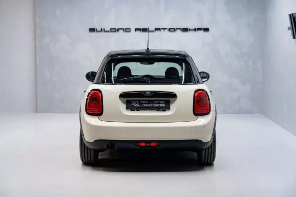 MINI 5 Portas 2017 - 14950 EUR, 89000 km - AUTO.MOTO.pt - 89000km - foto 10 de 36