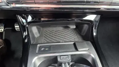 Mercedes-Benz A 200 2021 - 27390 EUR, 101000 km - AUTO.MOTO.pt - 101000km - foto 28 de 31
