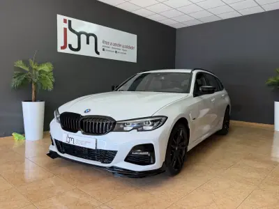 BMW 330e 2022 - 30500 EUR, 164747 km - foto 1 de 21
