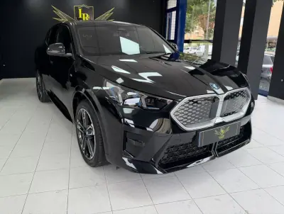 BMW iX2 2025 - 46500 EUR, 7997 km - AUTO.MOTO.pt - 7997km - foto 8 de 42