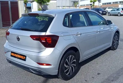 Volkswagen Polo 2022 - 14490 EUR, 114100 km - AUTO.MOTO.pt - 114100km - foto 5 de 19