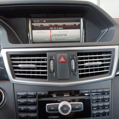 Mercedes-Benz E 300 2012 - 14500 EUR, 295499 km - AUTO.MOTO.pt - 295499km - foto 19 de 29