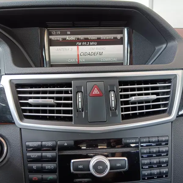 Mercedes-Benz E 300 2012 - 14500 EUR, 295499 km - AUTO.MOTO.pt - 295499km - foto 19 de 29