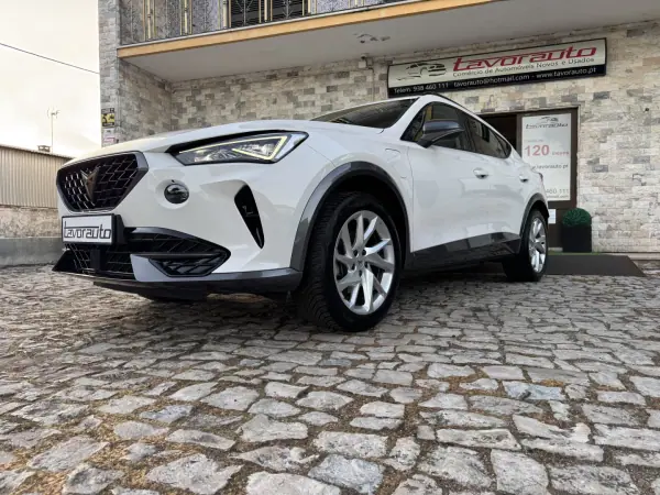 Cupra Formentor 2023 - 27500 EUR, 32000 km - AUTO.MOTO.pt - 32000km - foto 18 de 40