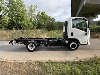 Isuzu 2024 - 28390 EUR, 19000 km - AUTO.MOTO.pt - 19000km - foto 5 de 26