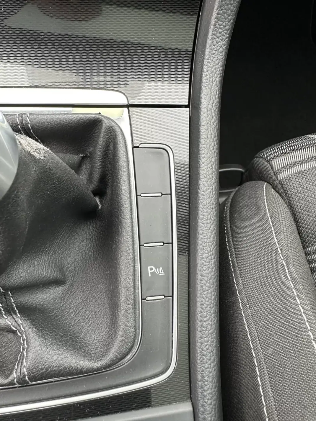 Volkswagen Golf 2014 - 15000 EUR, 240000 km - 240000km - foto 66 de 83